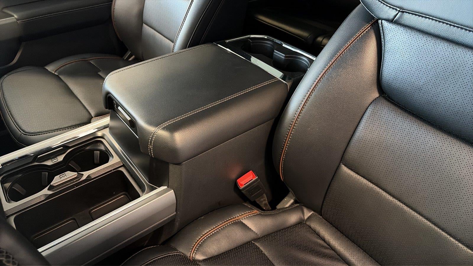 2025 Ford Super Duty F-350 Lariat