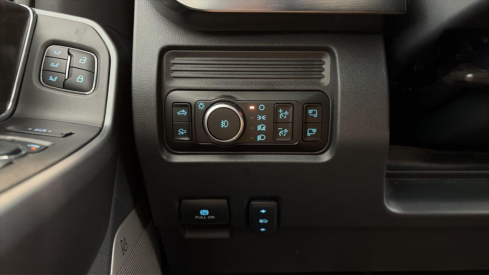 2025 Ford Super Duty F-350 Lariat