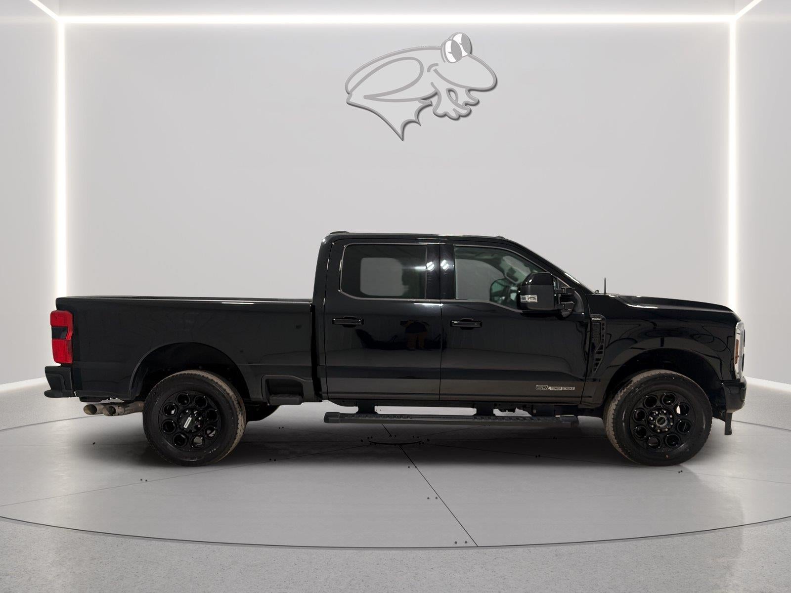 2025 Ford Super Duty F-350 Lariat