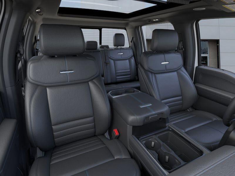 2025 Ford Super Duty F-350 DRW Platinum