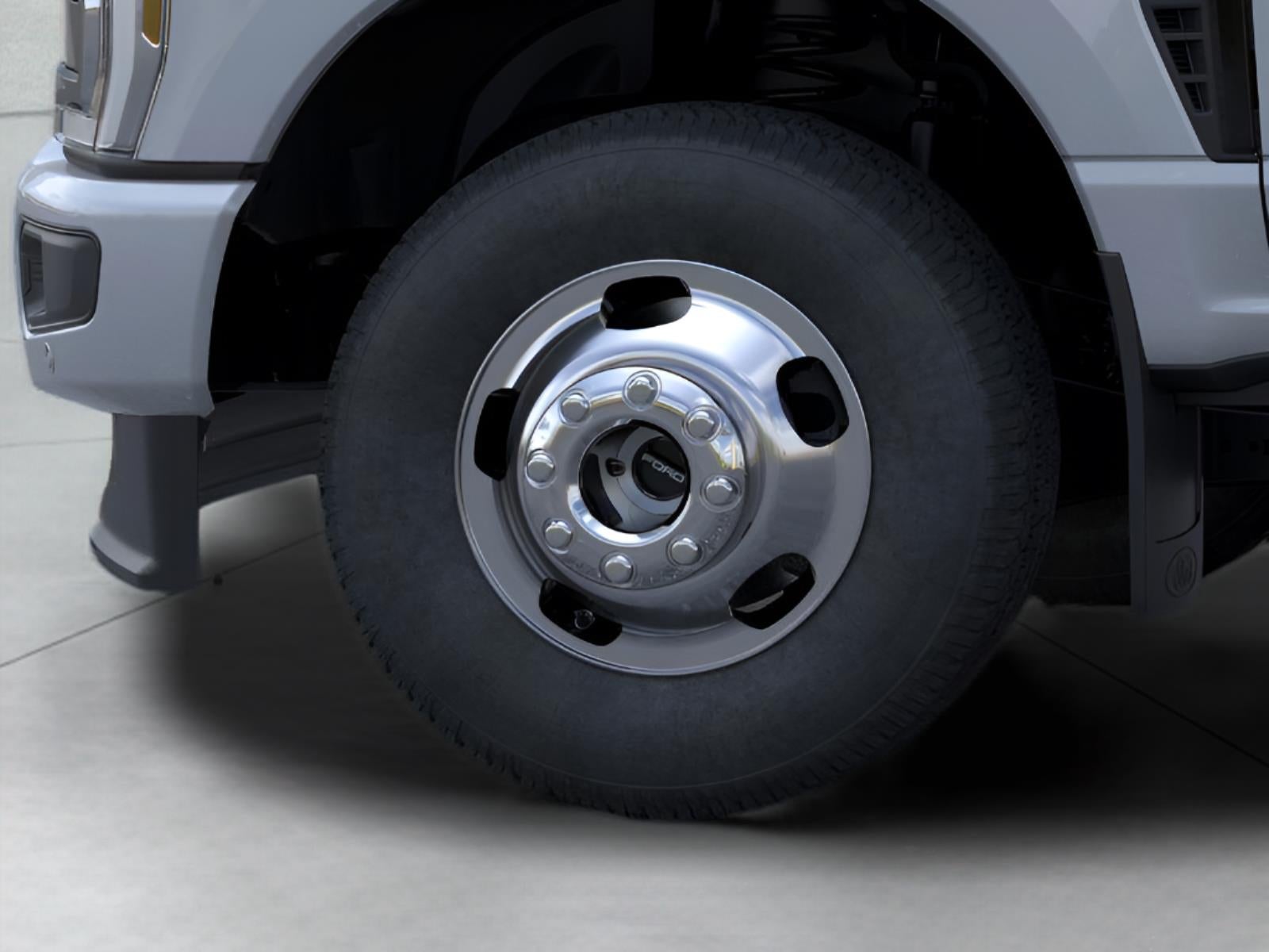 2025 Ford Super Duty F-350 DRW Platinum