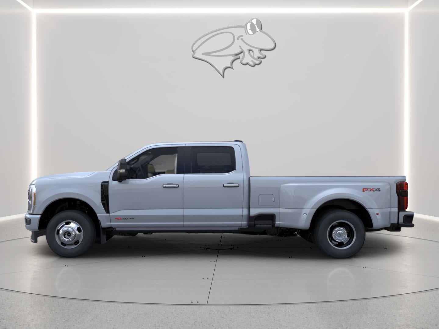 2025 Ford Super Duty F-350 DRW Platinum
