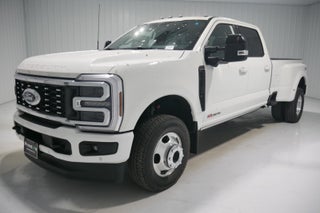 2025 Ford Super Duty F-350 DRW Platinum
