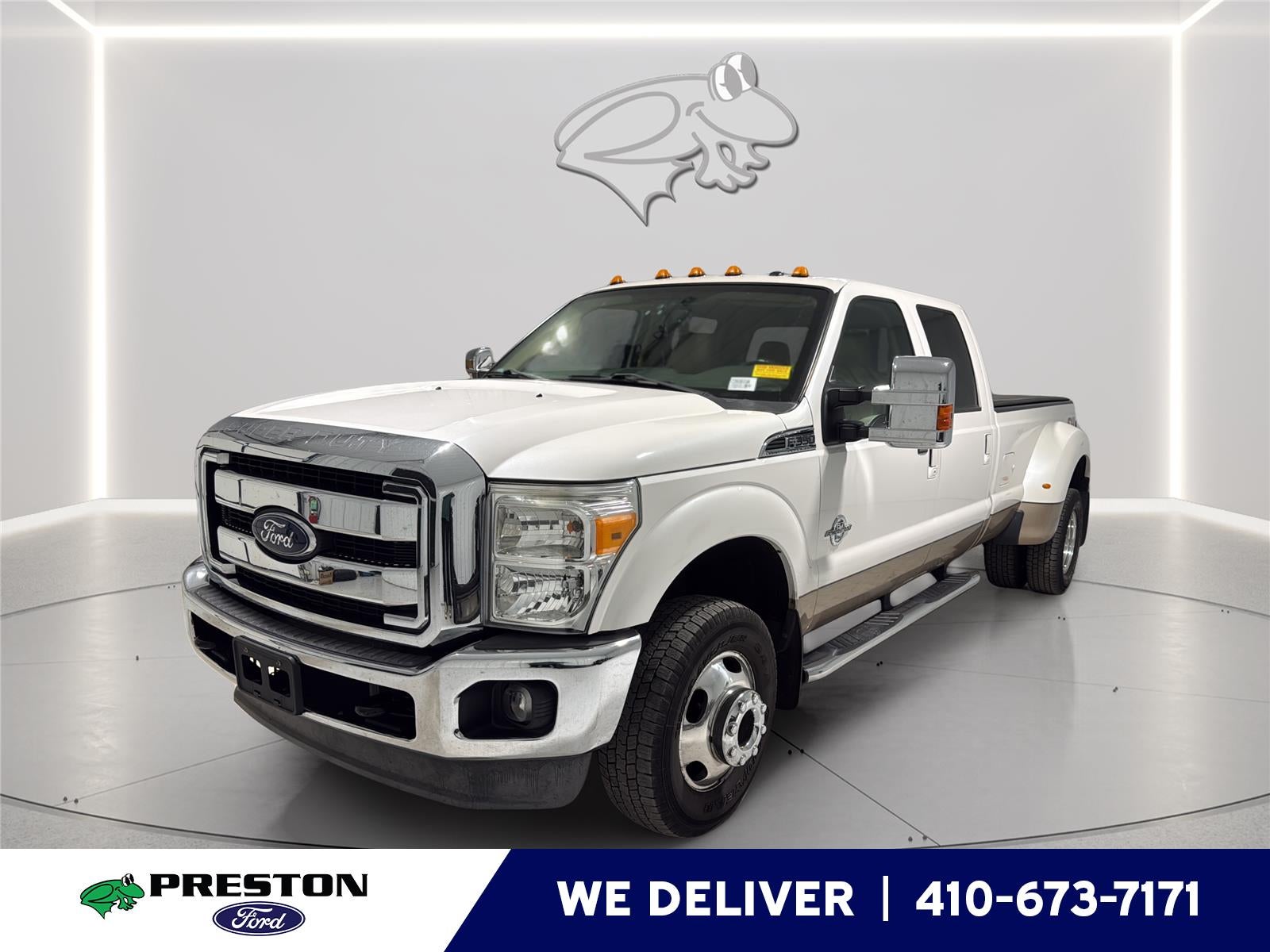 2013 Ford Super Duty F-350 DRW Lariat