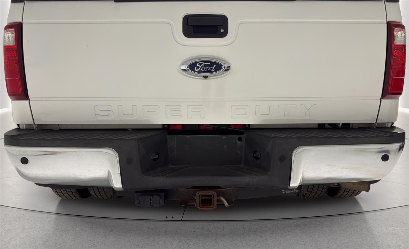 2013 Ford Super Duty F-350 DRW Lariat