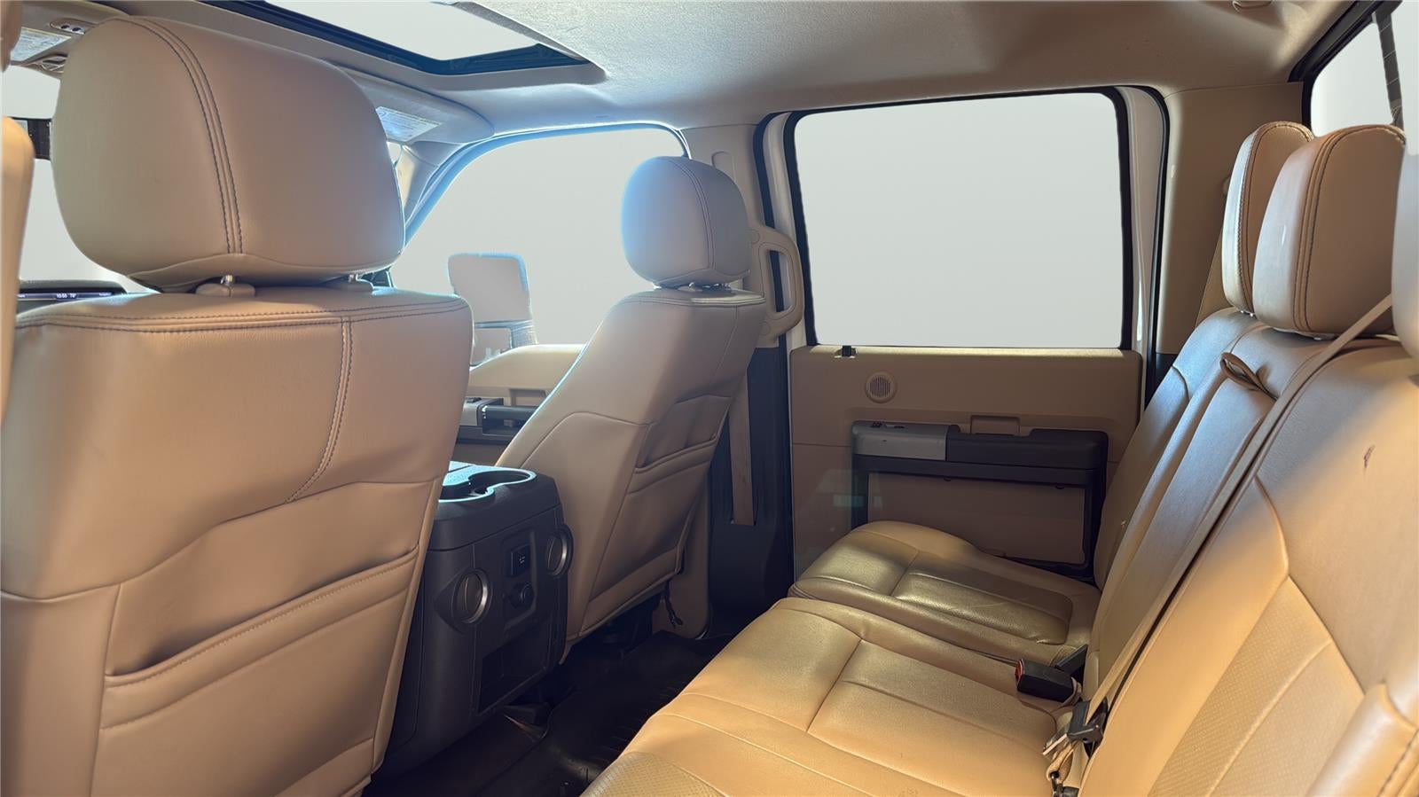 2013 Ford Super Duty F-350 DRW Lariat