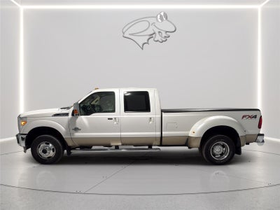 2013 Ford Super Duty F-350 DRW Lariat