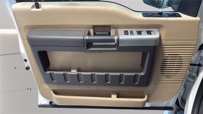 2013 Ford Super Duty F-350 DRW Lariat