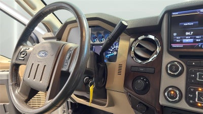 2013 Ford Super Duty F-350 DRW Lariat