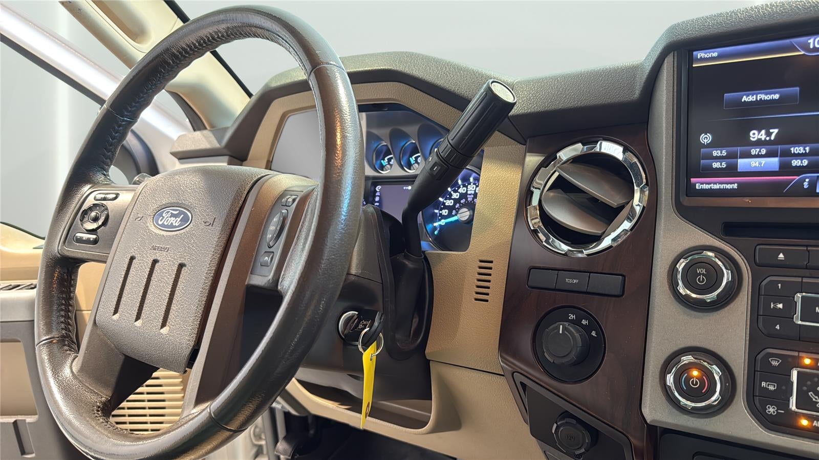 2013 Ford Super Duty F-350 DRW Lariat