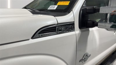 2013 Ford Super Duty F-350 DRW Lariat