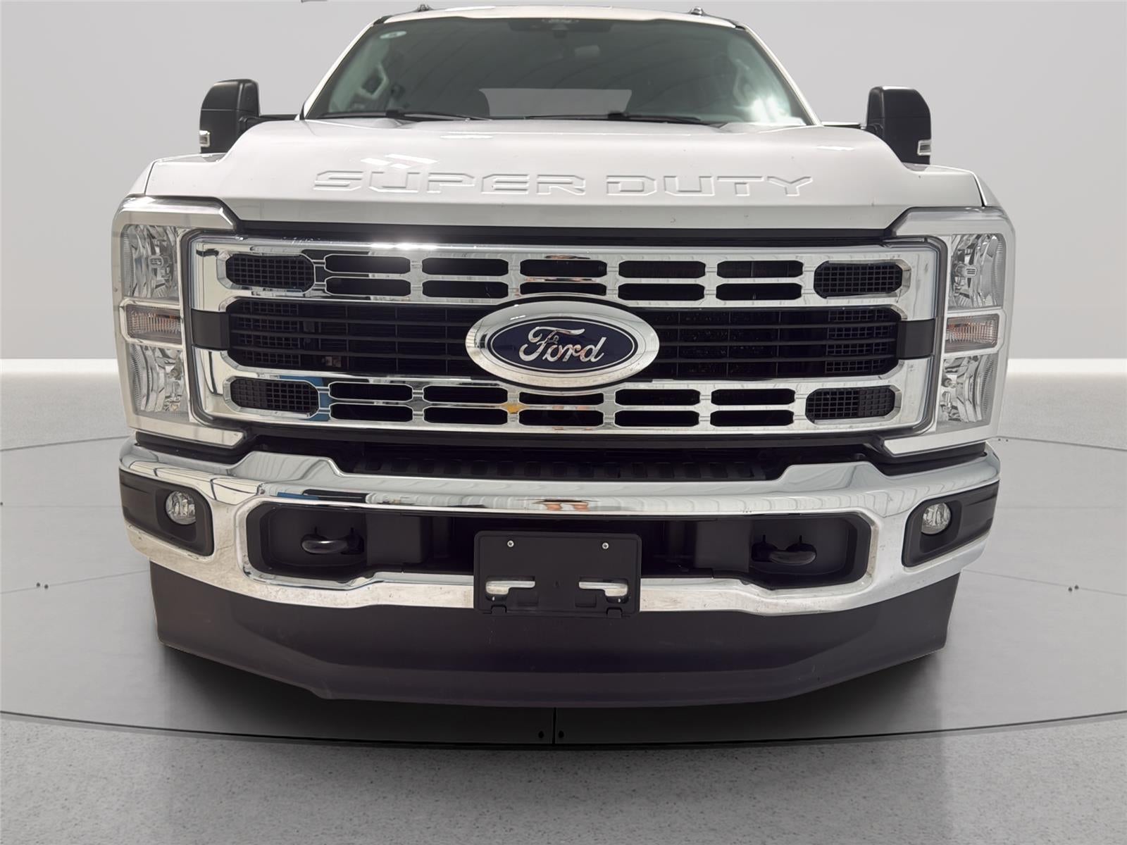 2025 Ford Super Duty F-350 DRW XLT