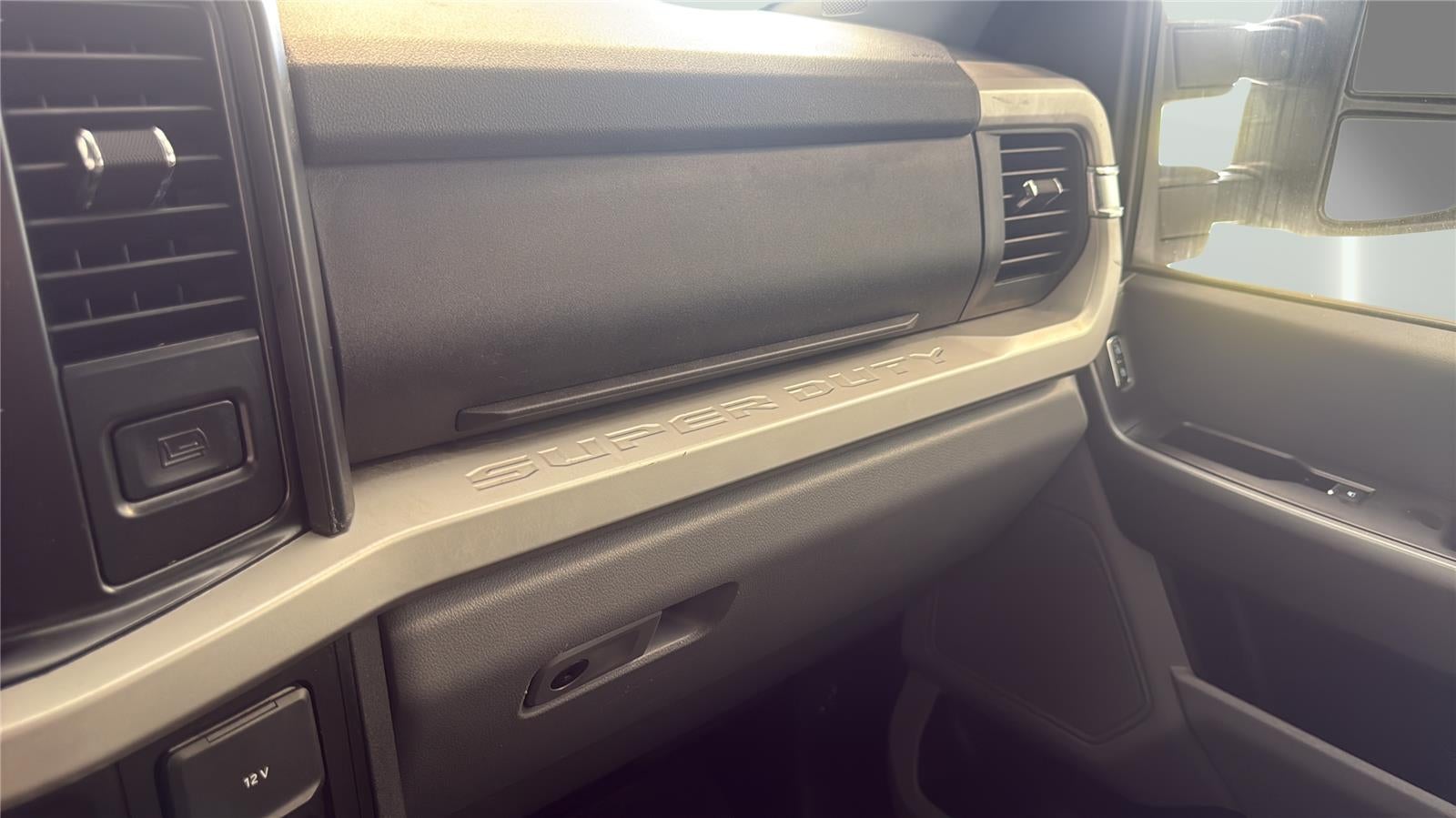2025 Ford Super Duty F-350 DRW XLT
