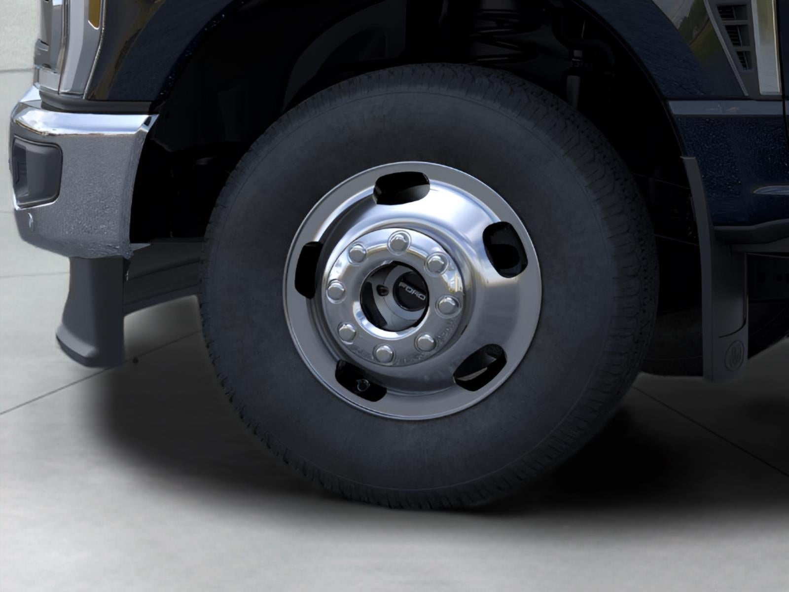 2026 Ford Super Duty F-350 DRW Lariat