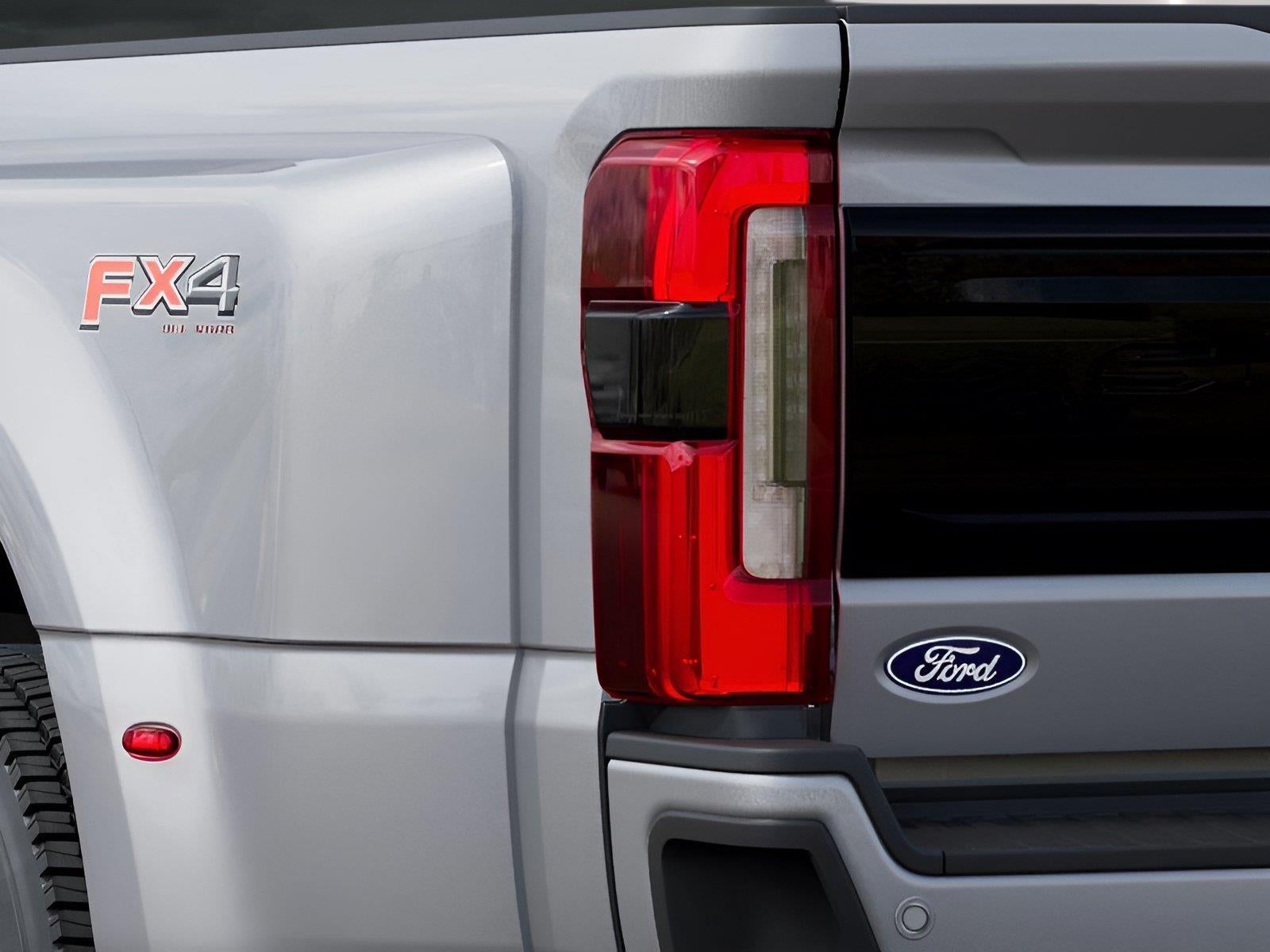 2027 Ford Super Duty F-450 DRW Platinum