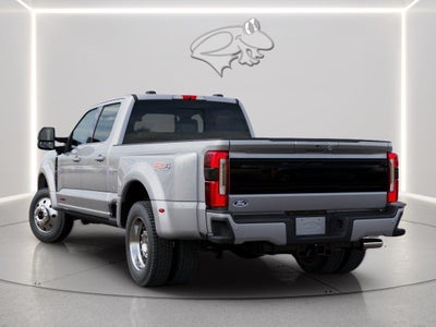 2027 Ford Super Duty F-450 DRW Platinum