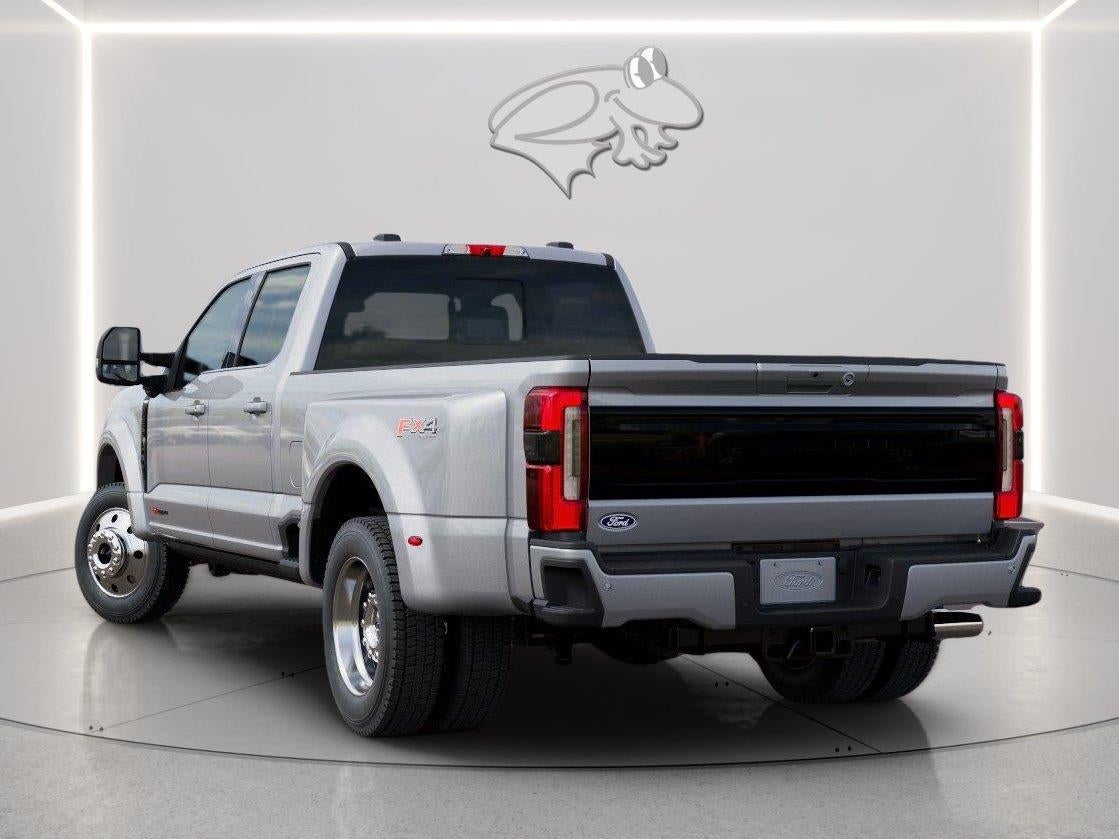 2027 Ford Super Duty F-450 DRW Platinum