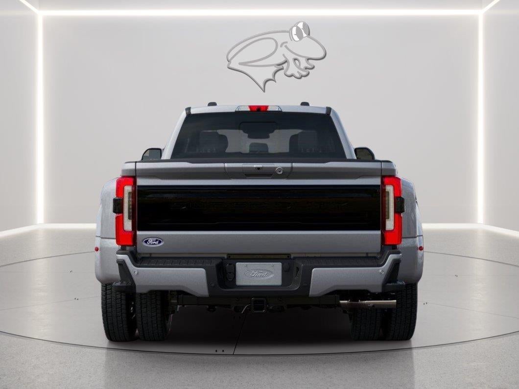 2027 Ford Super Duty F-450 DRW Platinum