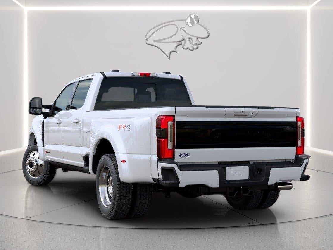 2027 Ford Super Duty F-450 DRW Platinum