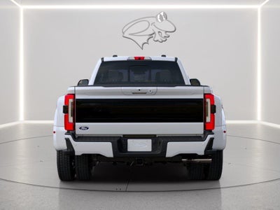 2027 Ford Super Duty F-450 DRW Platinum