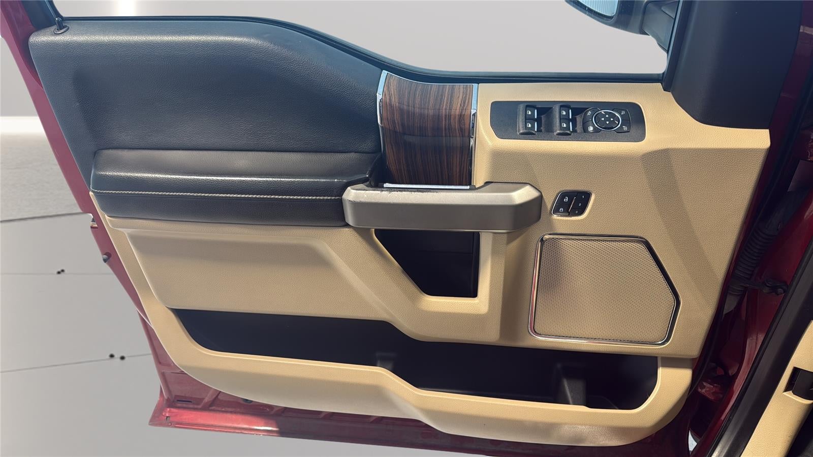 2016 Ford F-150 Base