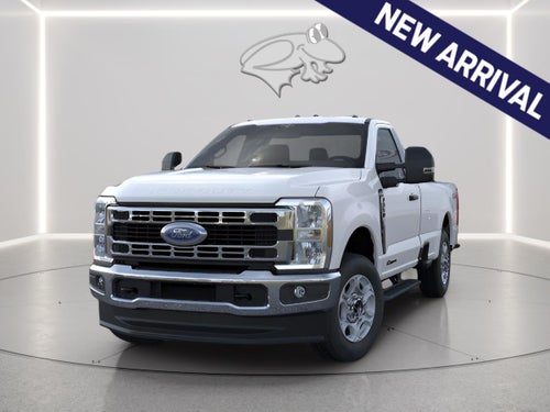 2026 Ford Super Duty F-350 SRW XLT