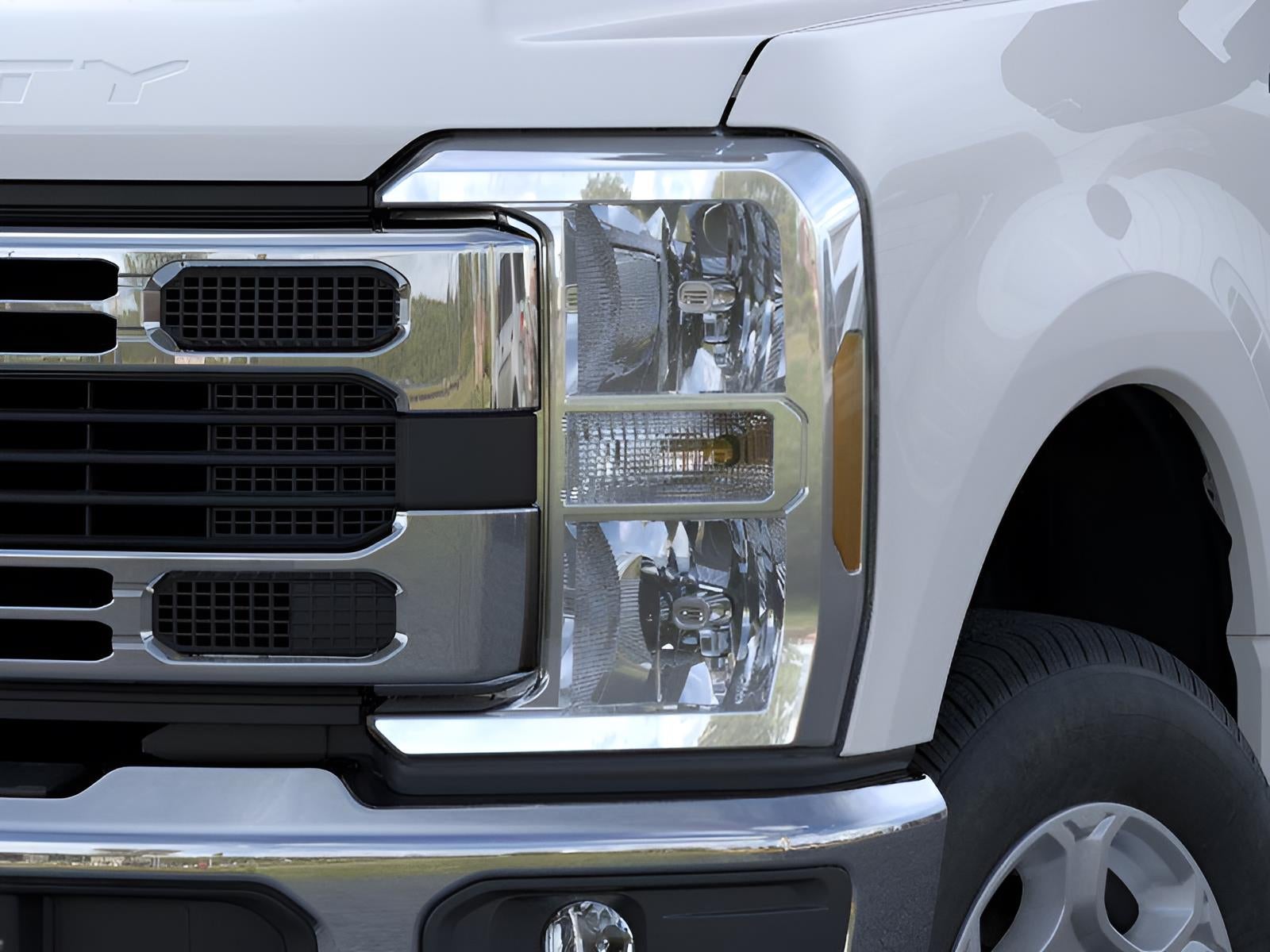 2026 Ford Super Duty F-350 SRW XLT