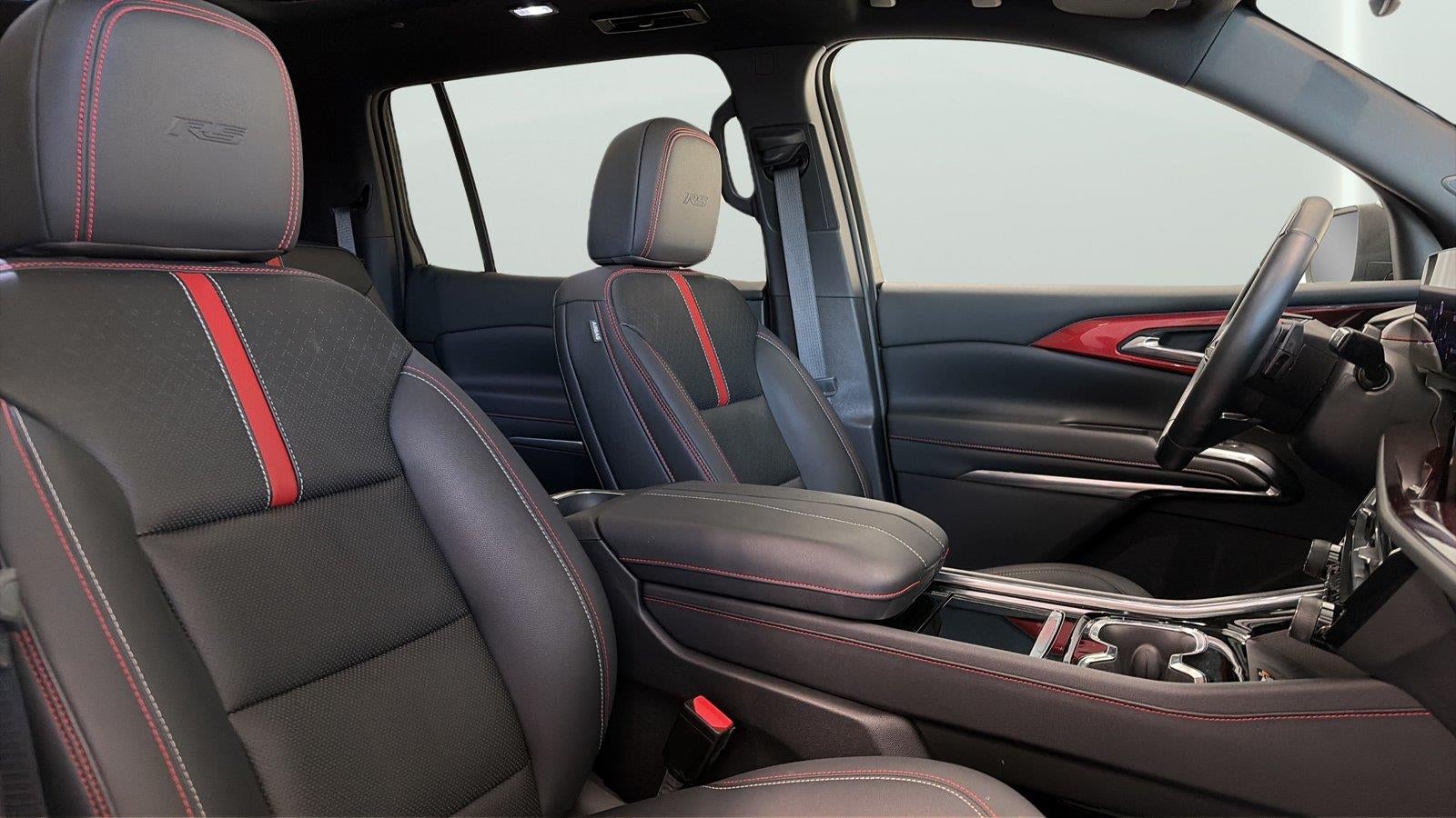 2024 Chevrolet Traverse AWD RS