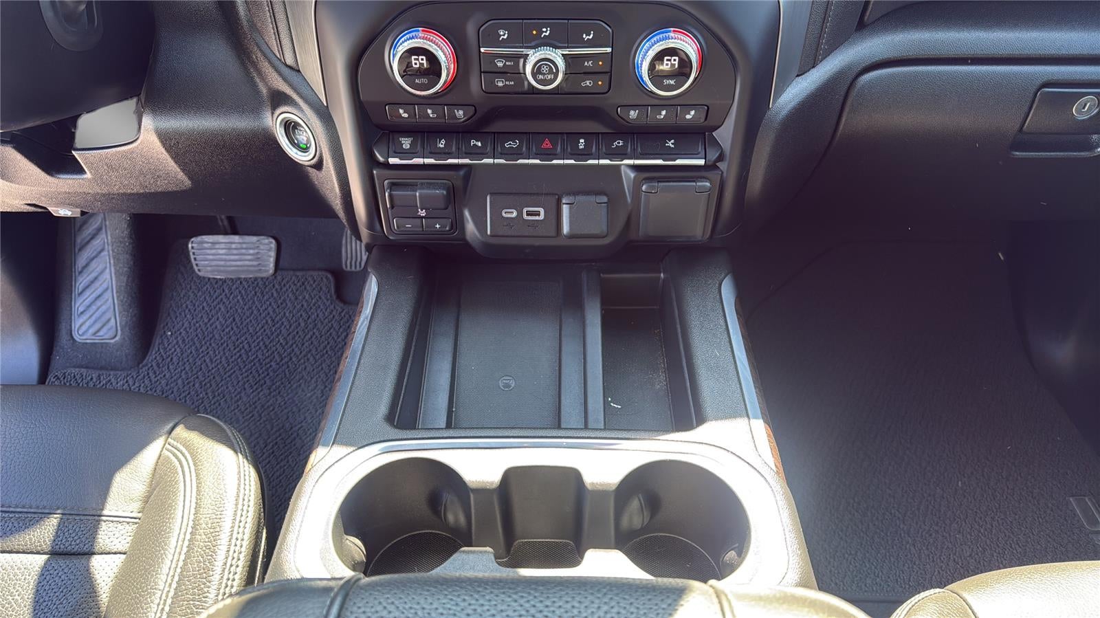 2022 GMC Sierra 3500HD Denali