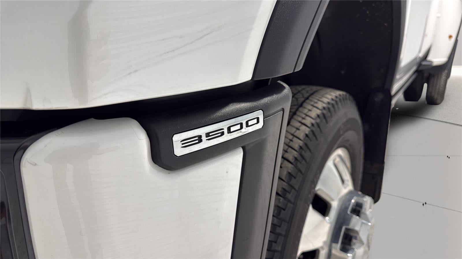 2024 GMC Sierra 3500HD Denali Ultimate