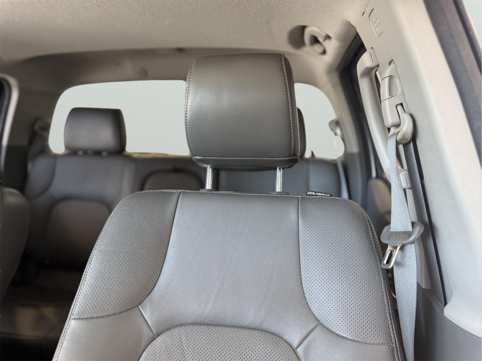 2011 Nissan Frontier SL