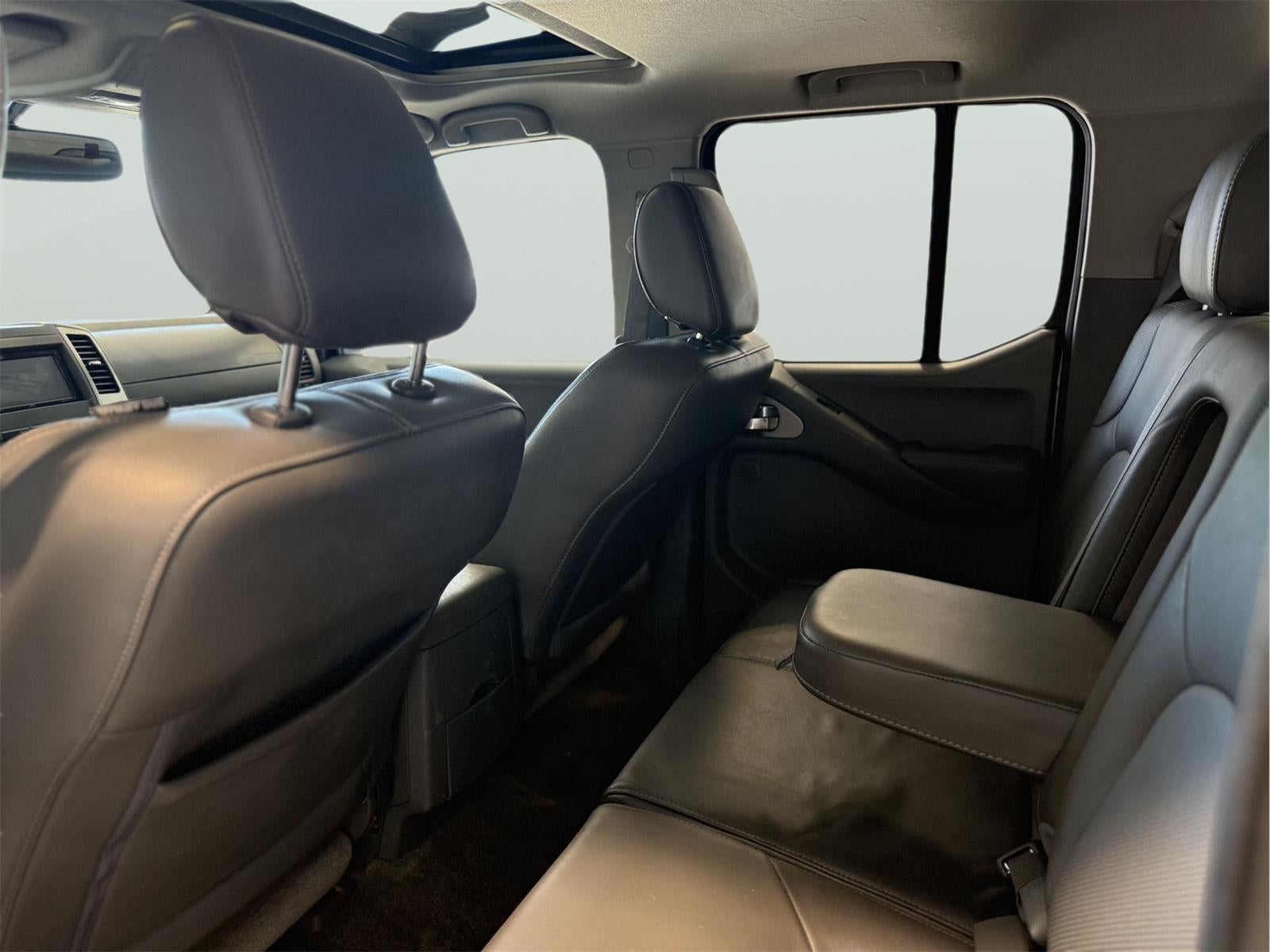 2011 Nissan Frontier SL