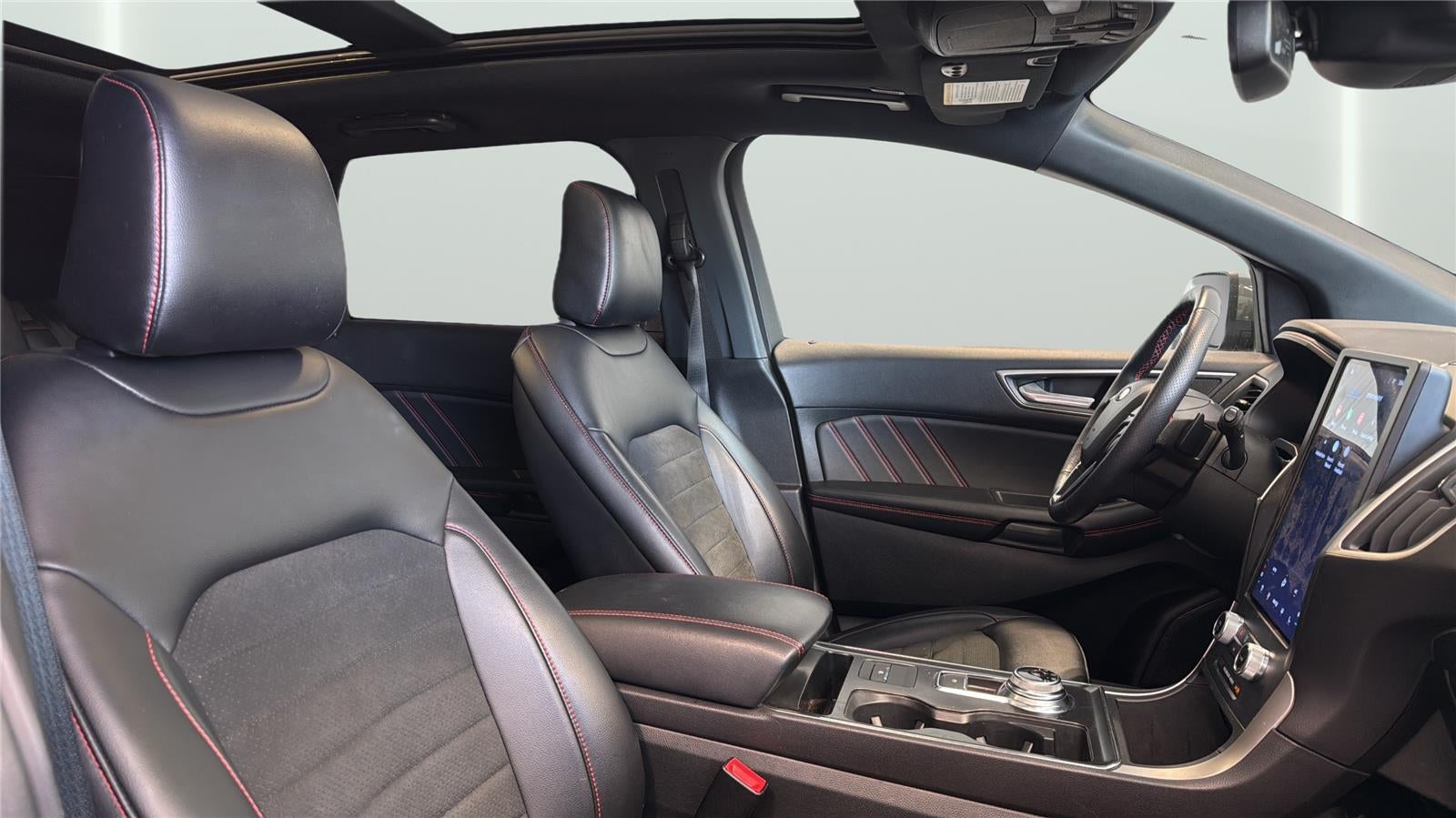 2022 Ford Edge ST-Line