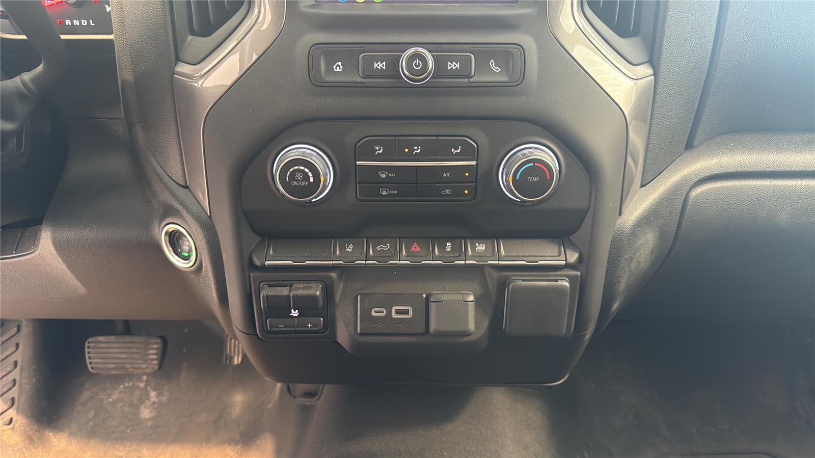 2025 Chevrolet Silverado 2500HD Custom