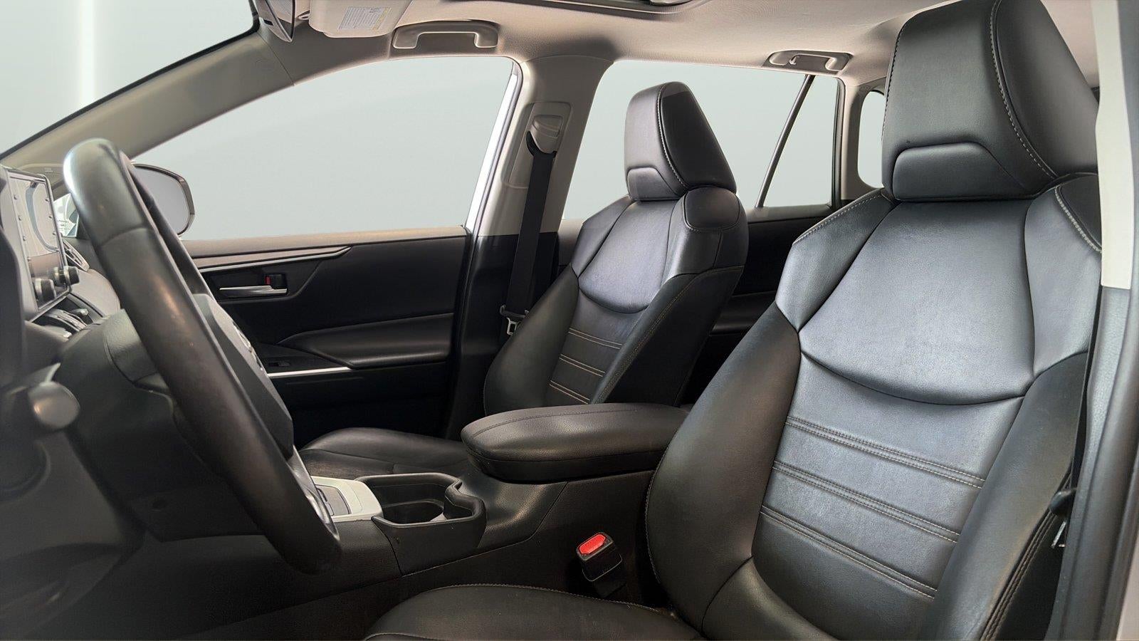 2020 Toyota RAV4 XLE Premium