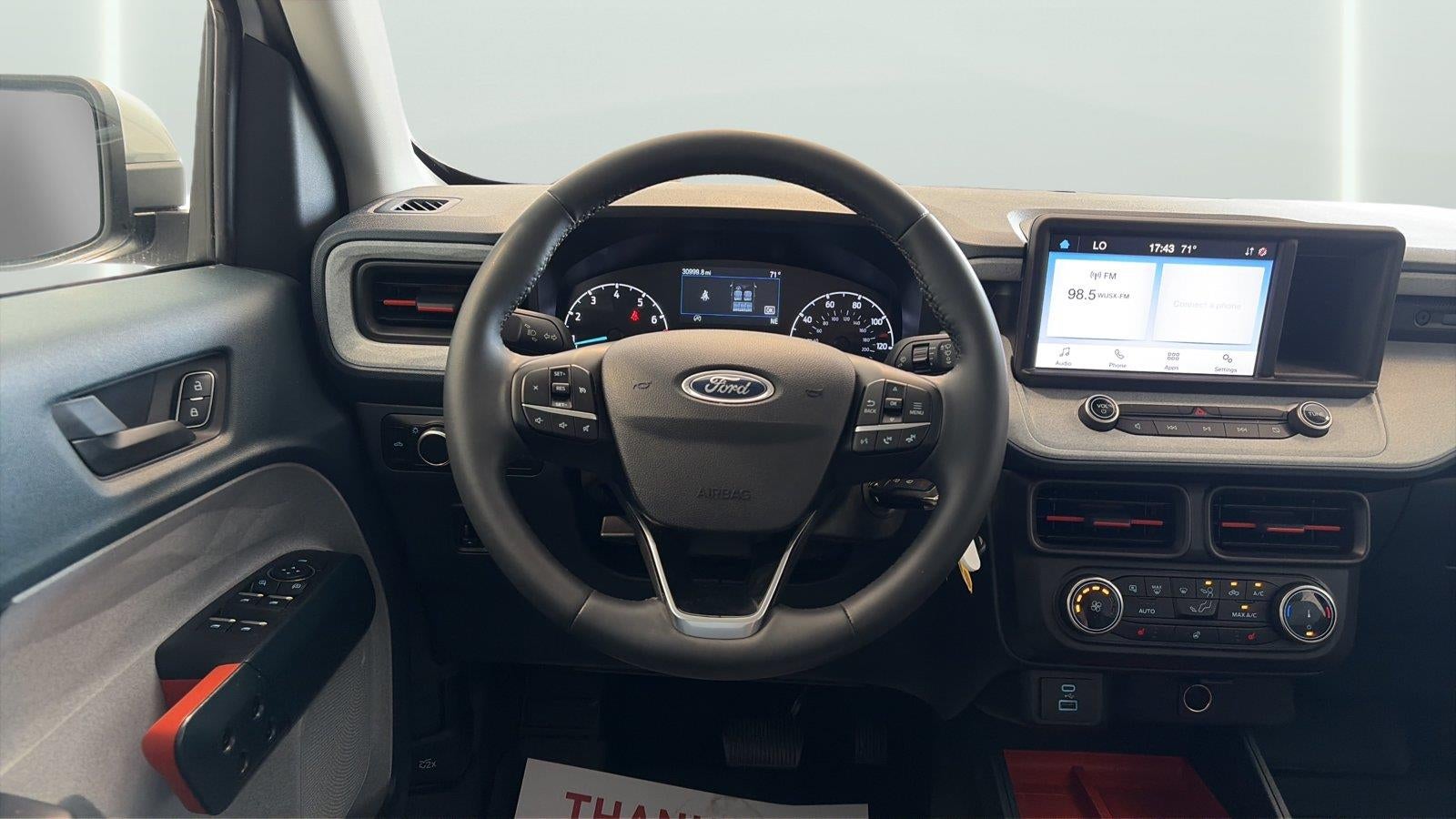 2023 Ford Maverick Base
