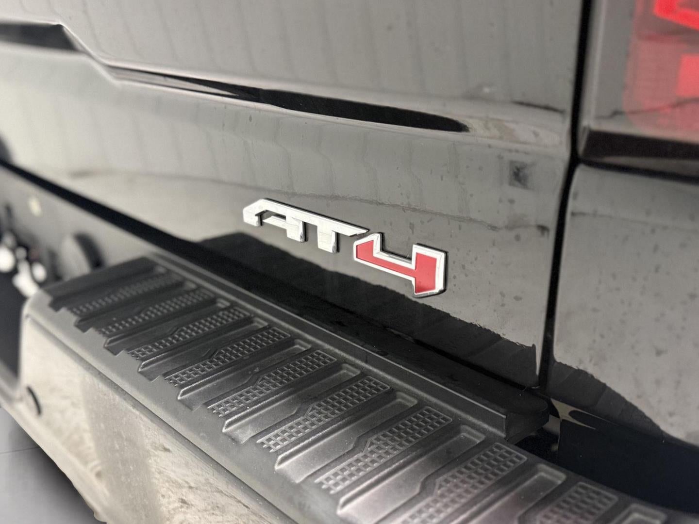 2022 GMC Sierra 1500 Limited AT4