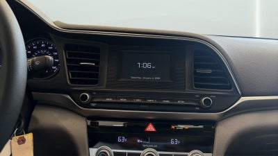 2020 Hyundai Elantra SE