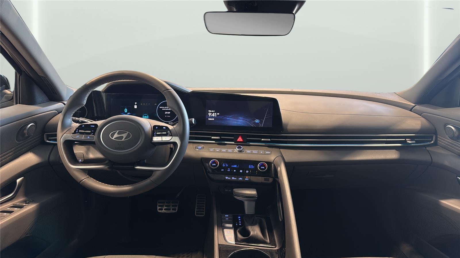 2025 Hyundai Elantra Hybrid SEL Sport