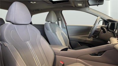 2026 Hyundai Elantra Sel