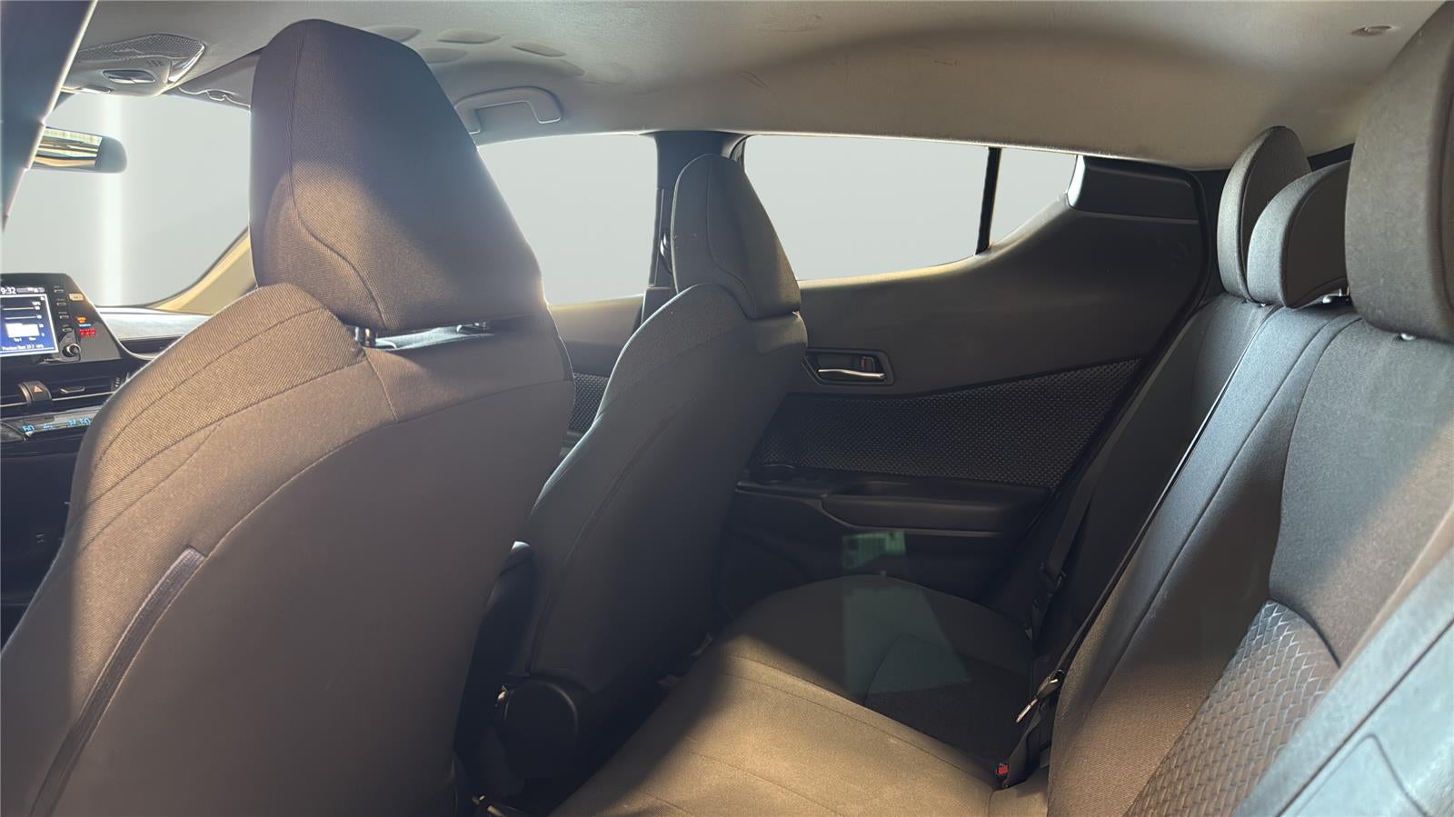 2021 Toyota C-HR LE