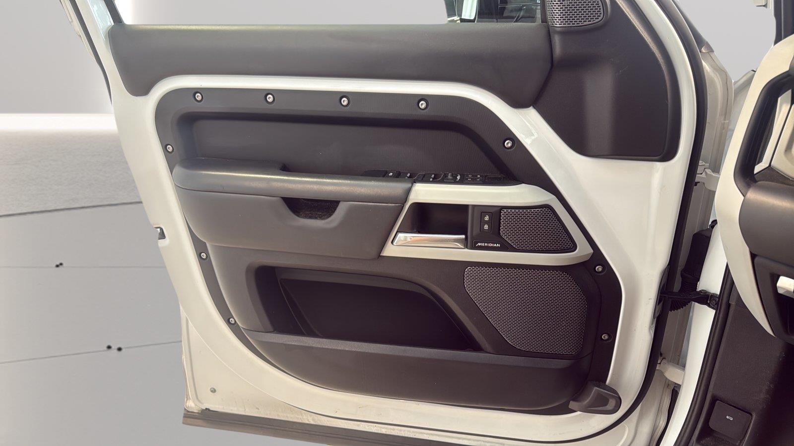 2024 Land Rover Defender S