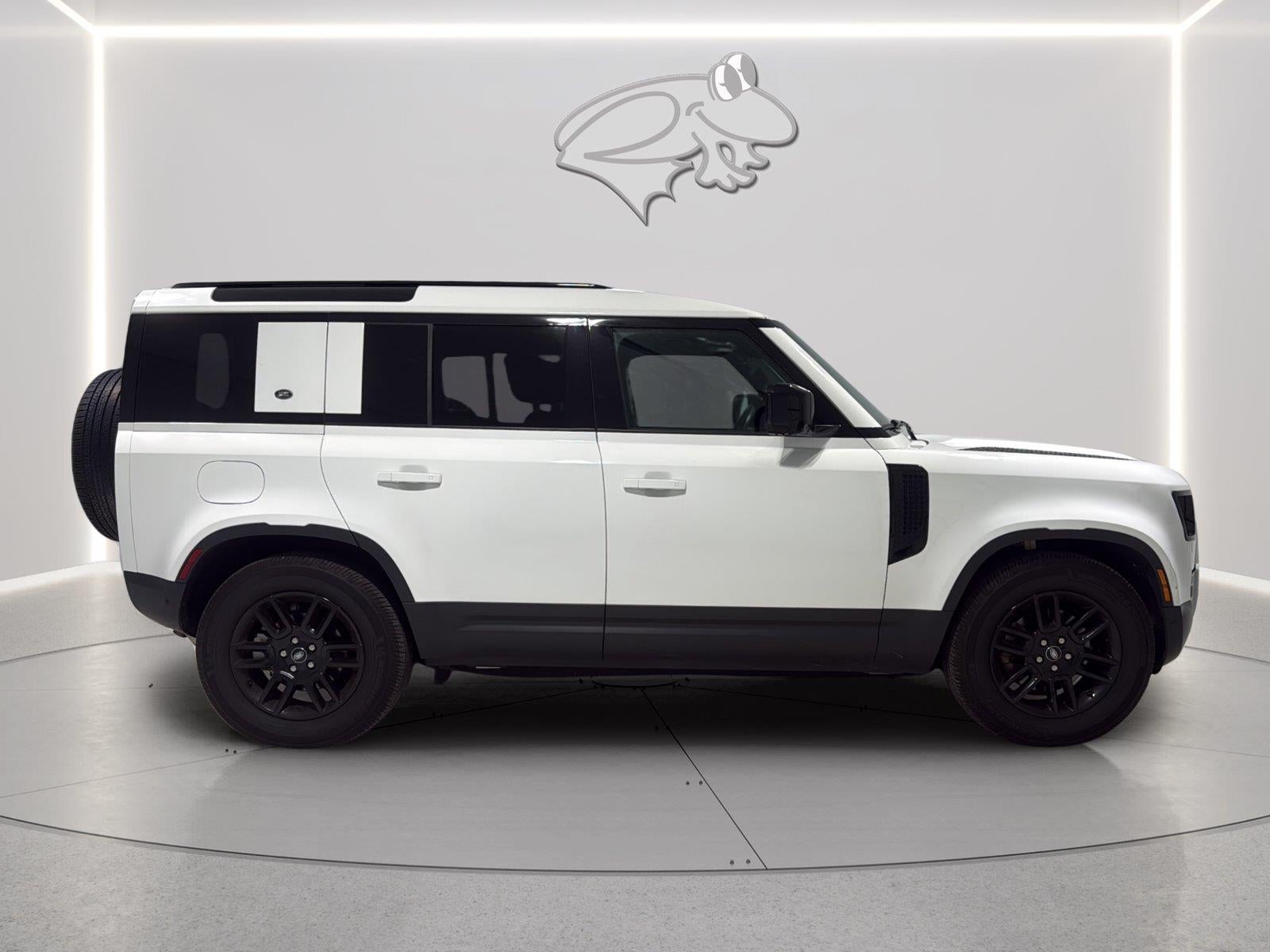 2024 Land Rover Defender S