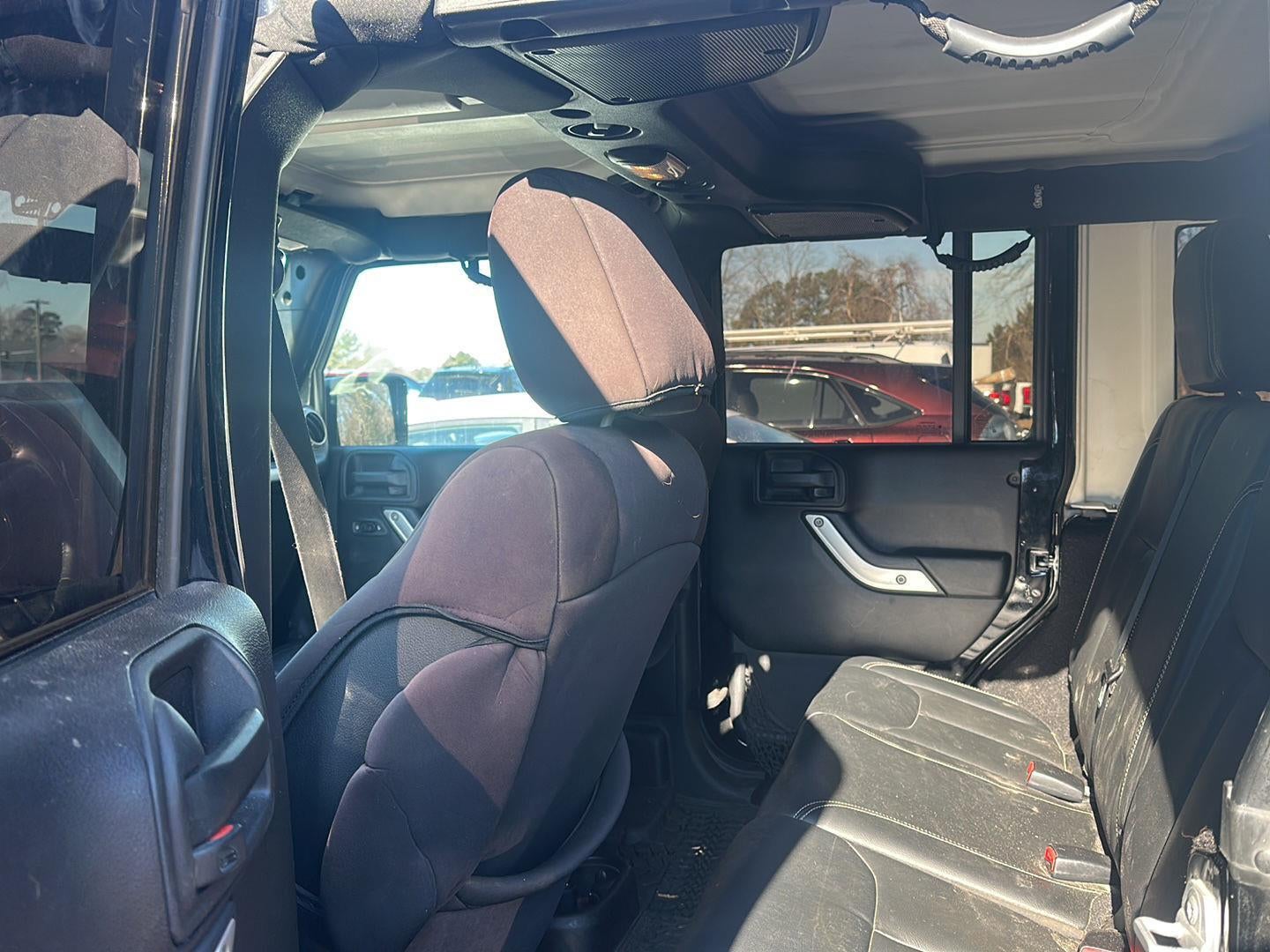 2016 Jeep Wrangler Unlimited Sahara