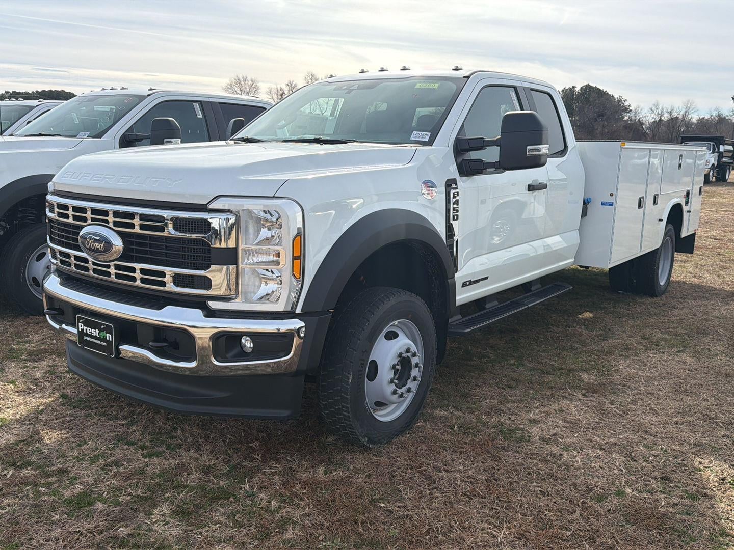 2025 Ford Super Duty F-450 DRW XLT