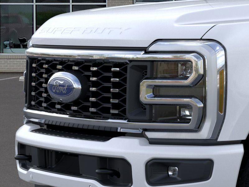 2025 Ford Super Duty F-350 DRW Platinum