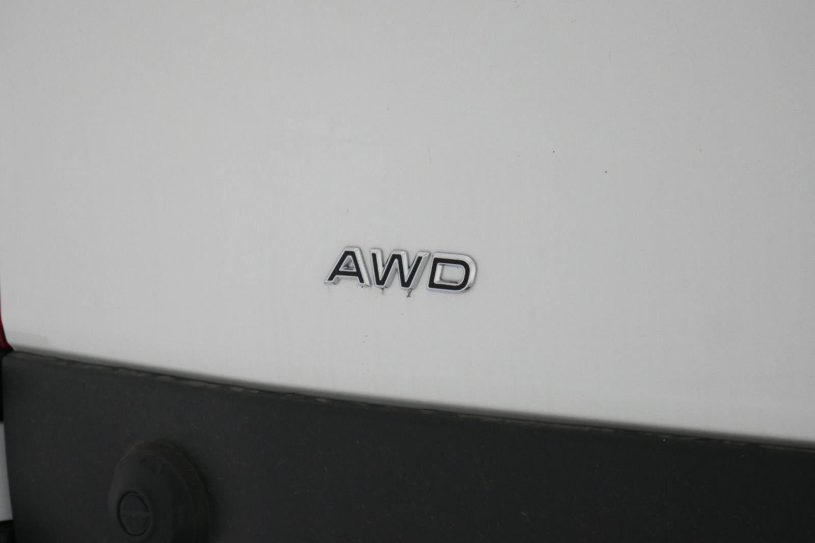 2025 Ford Transit Cargo Van T-250 148" Med Rf 9070 GVWR AWD