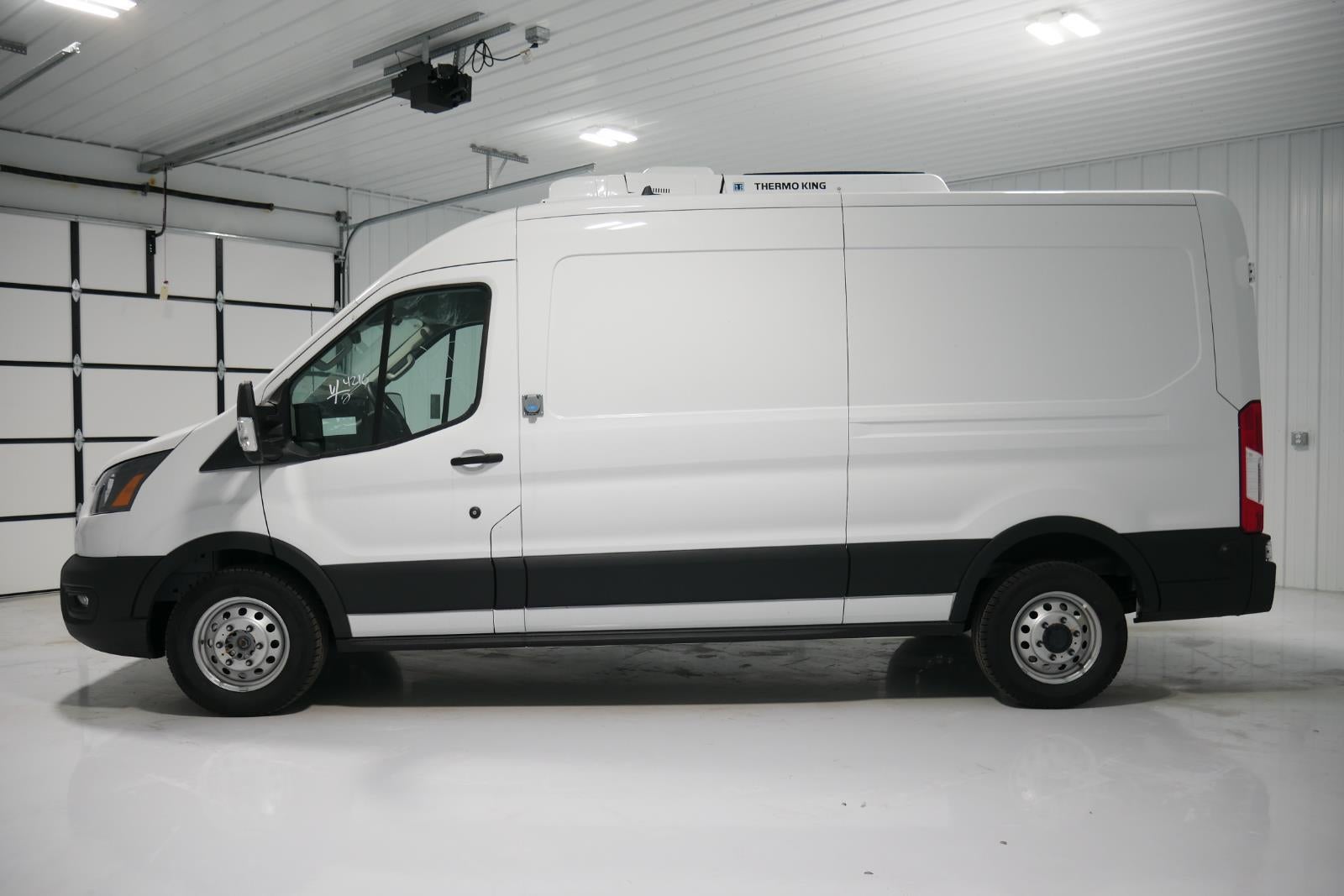 2025 Ford Transit Cargo Van T-250 148" Med Rf 9070 GVWR AWD