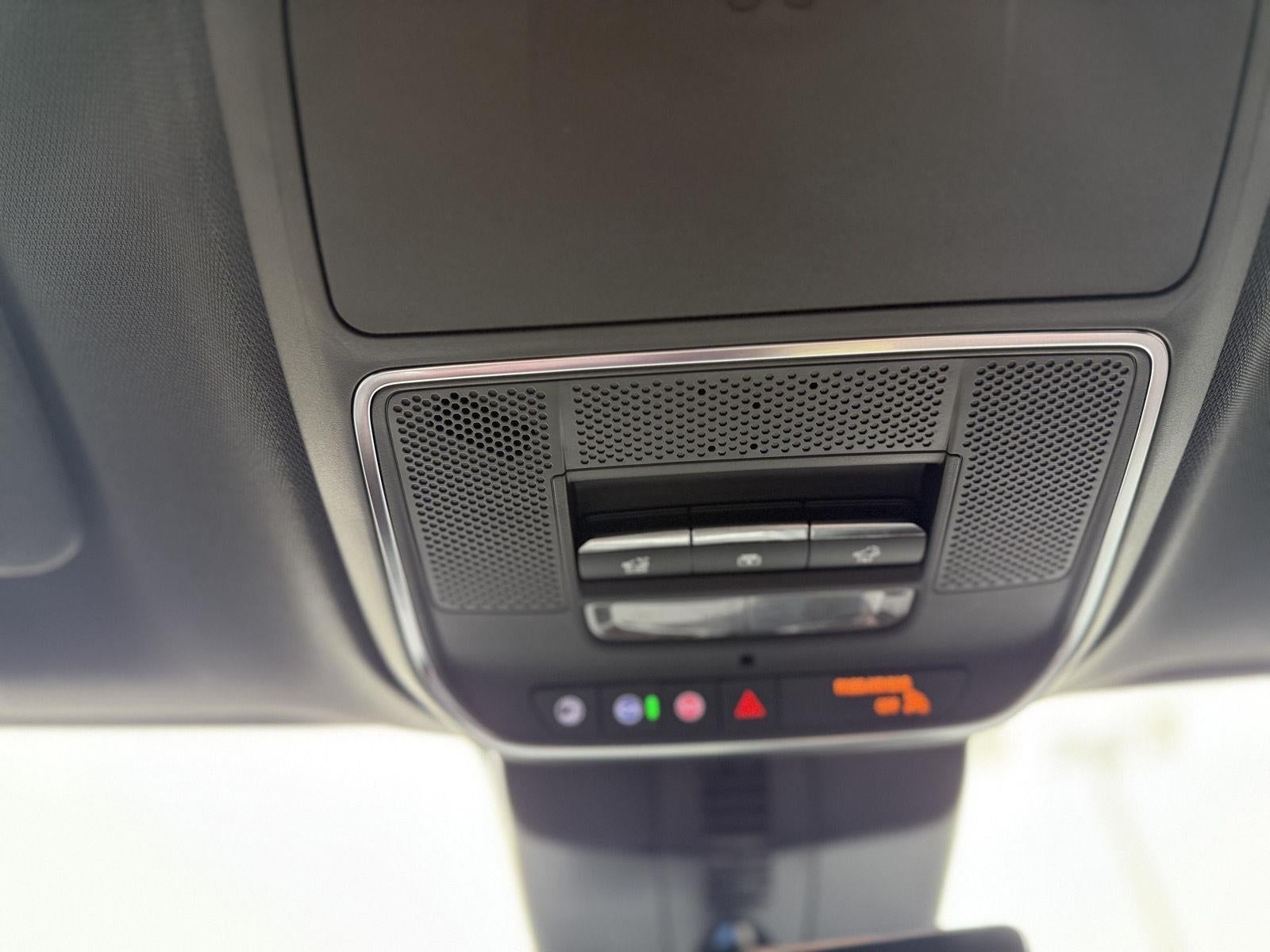 2025 Chevrolet Traverse FWD RS