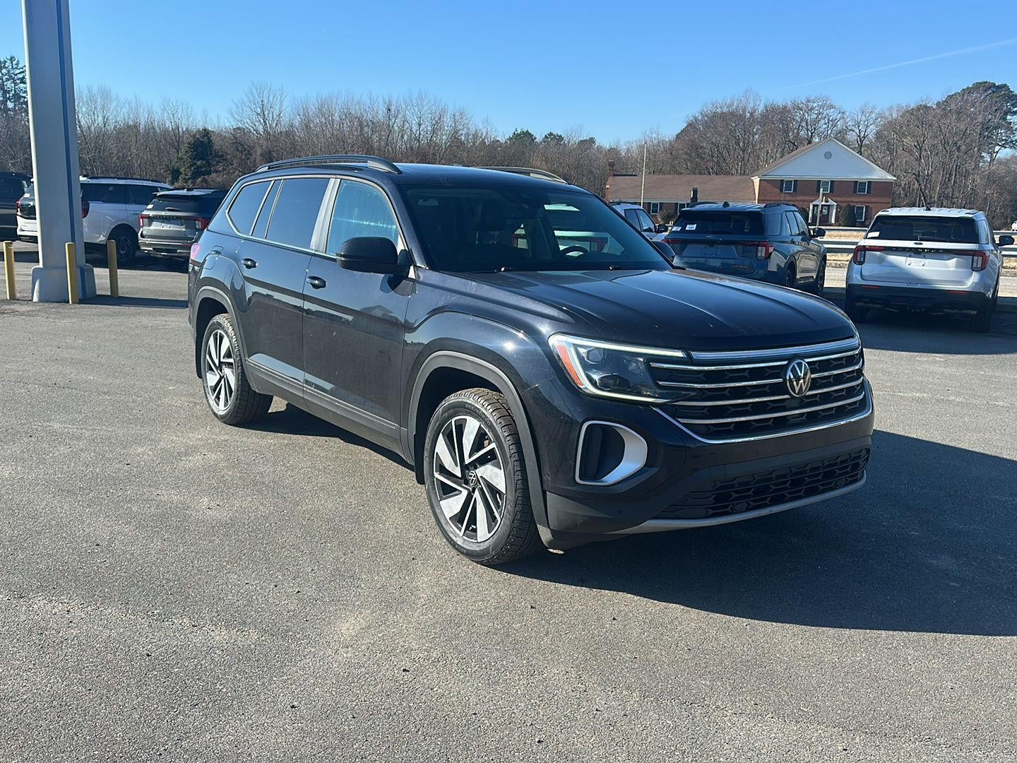 2024 Volkswagen Atlas 2.0T SE w/Technology